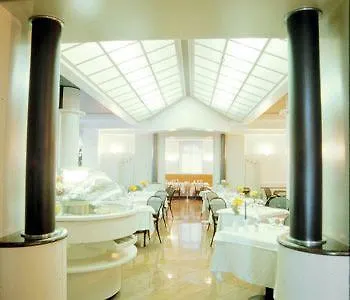 Sure Hotel By Best Western Milano Padova 4*,