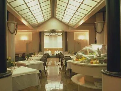 Hotel Milano Padova 4*,  Italia